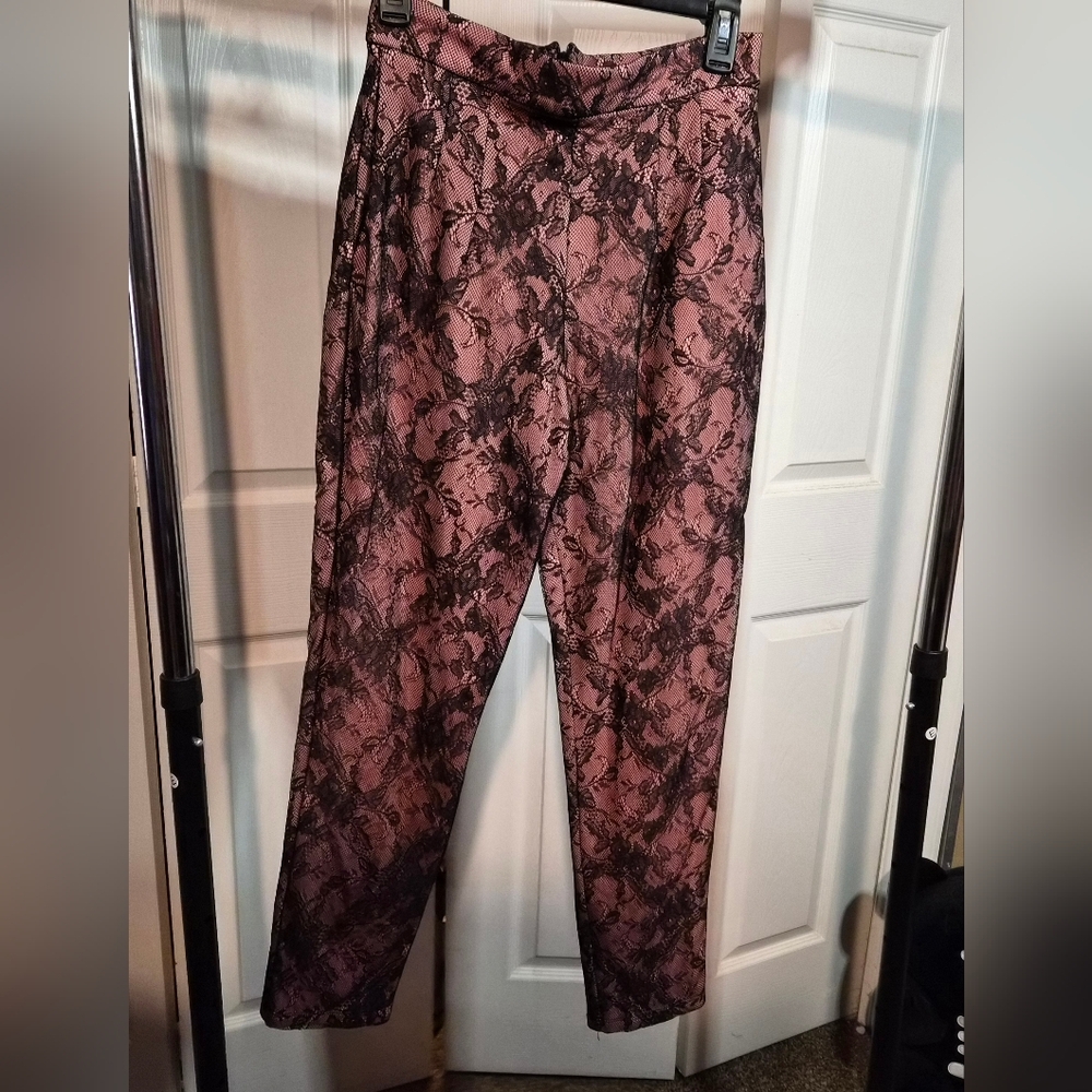 Vixen By Micheline Pitt Peach And Lace Cigarette Pants (M) - Picture 2 of 6